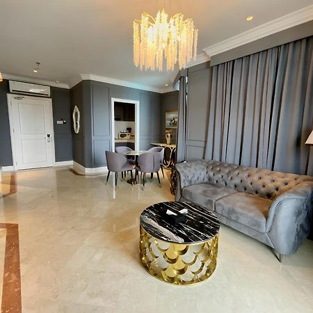 Grand Eska Hotel & Suites Batam Nagoya Extérieur photo