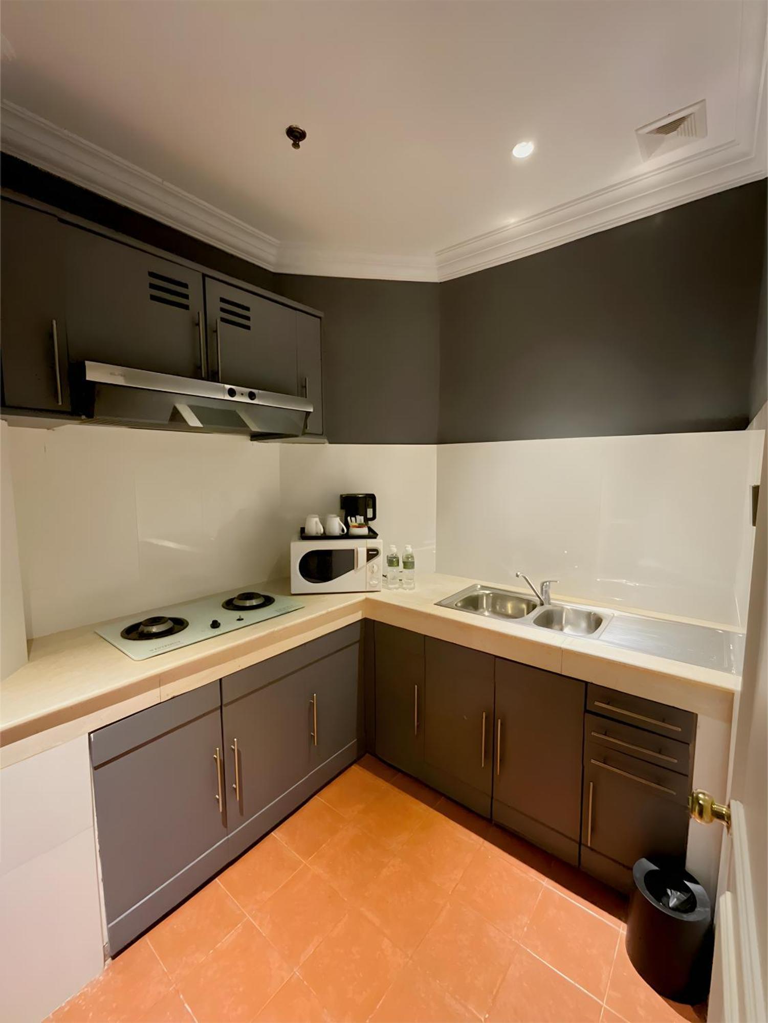 Grand Eska Hotel & Suites Batam Nagoya Extérieur photo