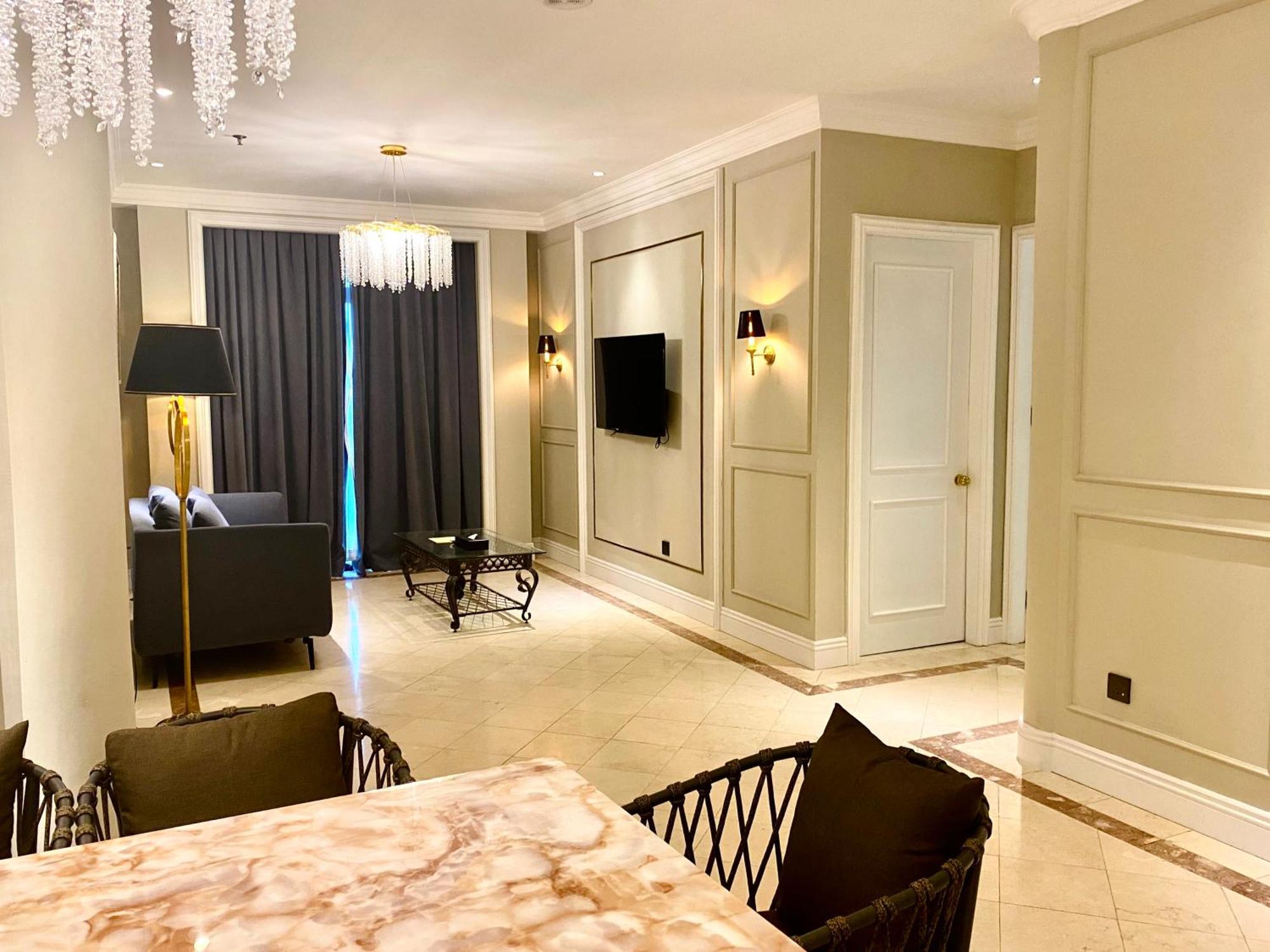 Grand Eska Hotel & Suites Batam Nagoya Extérieur photo